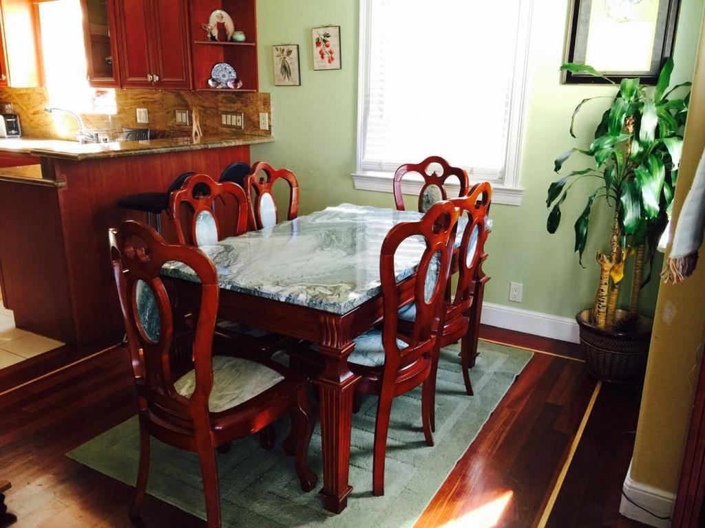 Luxury 5 Bedroom Home Near Sfo サンブルノ エクステリア 写真